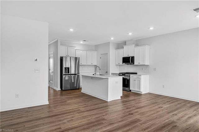 1858 Pheasant Trace Circle, Kernersville, NC 27284