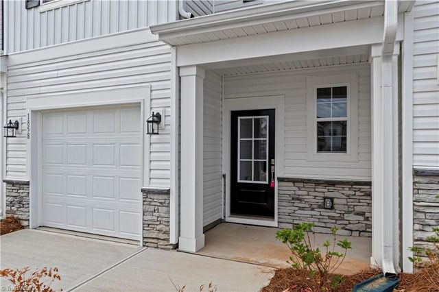 1858 Pheasant Trace Circle, Kernersville, NC 27284