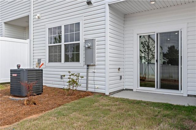 1858 Pheasant Trace Circle, Kernersville, NC 27284
