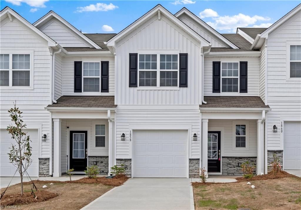1858 Pheasant Trace Circle, Kernersville, NC 27284