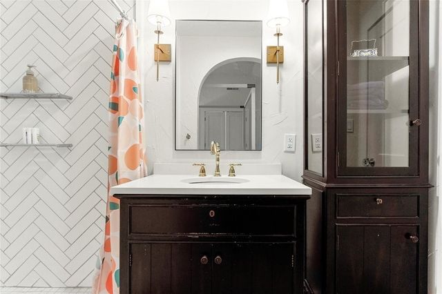 4132 Pershing Avenue, Fort Worth, TX 76107