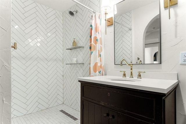 4132 Pershing Avenue, Fort Worth, TX 76107