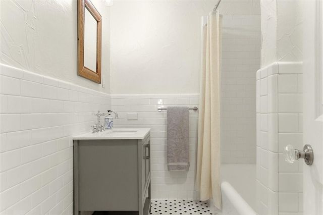 4132 Pershing Avenue, Fort Worth, TX 76107