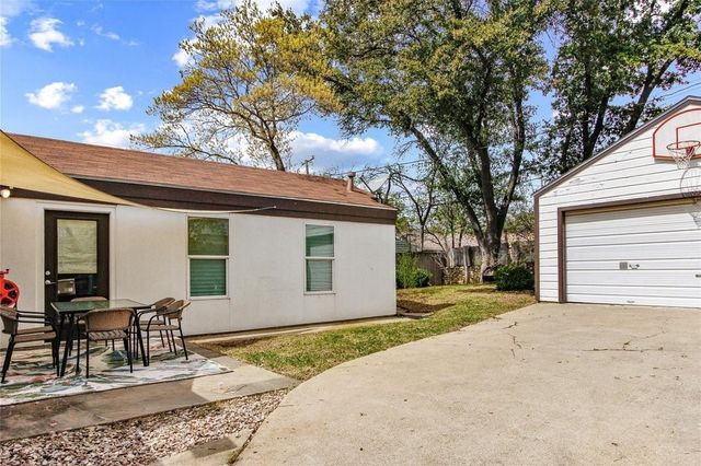 4132 Pershing Avenue, Fort Worth, TX 76107