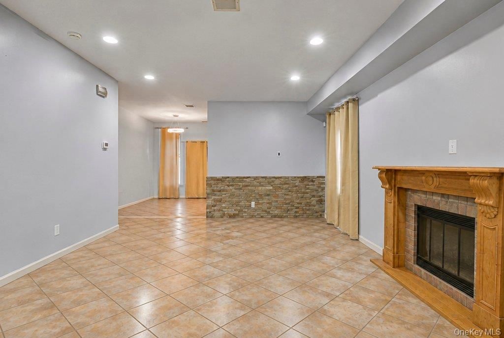 1916 Lurting Avenue, Bronx, NY 10461 — photo 5