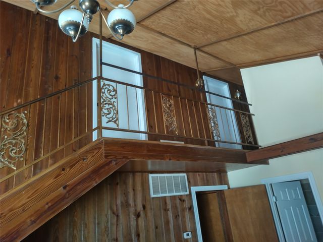 202 SW Cindy Lane, Burleson, TX 76028