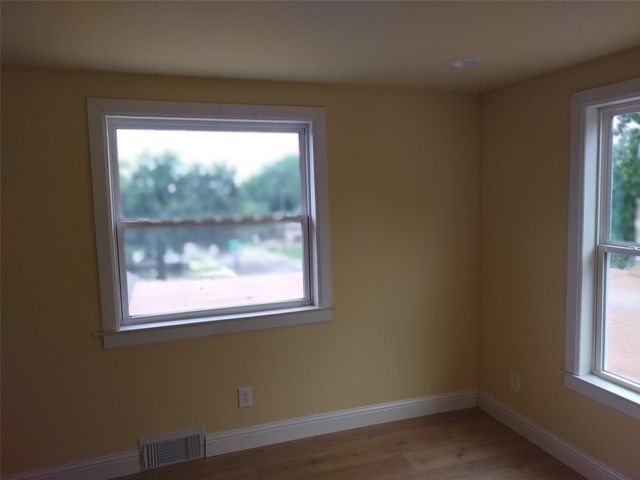 202 SW Cindy Lane, Burleson, TX 76028