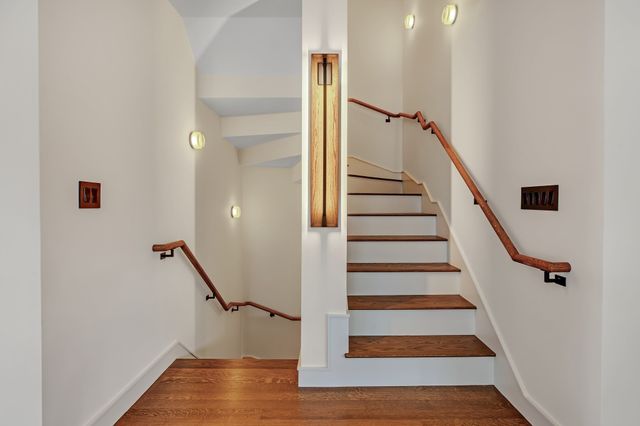 6 Holworthy Terrace 6, Cambridge, MA 02138
