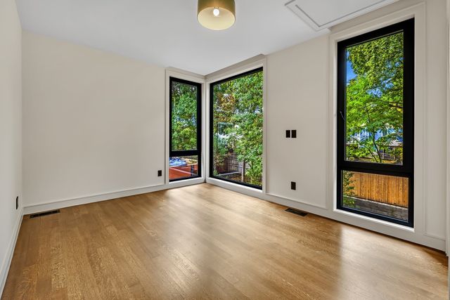 6 Holworthy Terrace 6, Cambridge, MA 02138