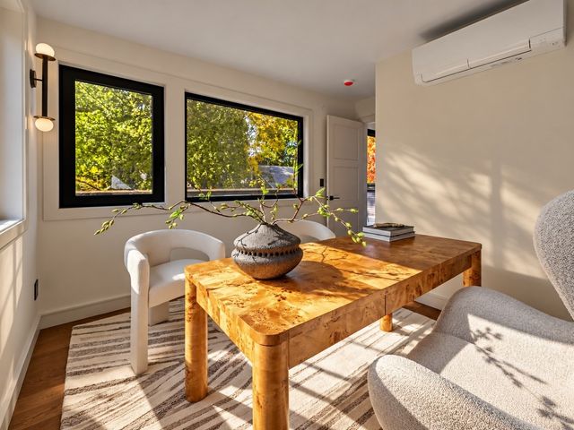 6 Holworthy Terrace 6, Cambridge, MA 02138