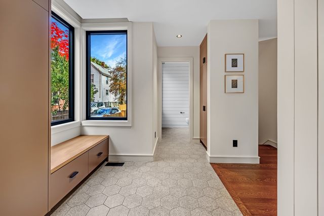 6 Holworthy Terrace 6, Cambridge, MA 02138