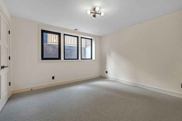 6 Holworthy Terrace 6, Cambridge, MA 02138