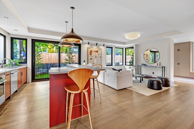 6 Holworthy Terrace 6, Cambridge, MA 02138