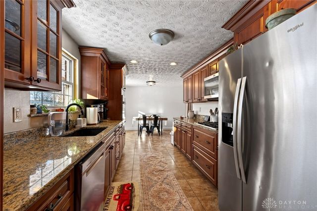 6324 Larcomb Drive, Dayton, OH 45424