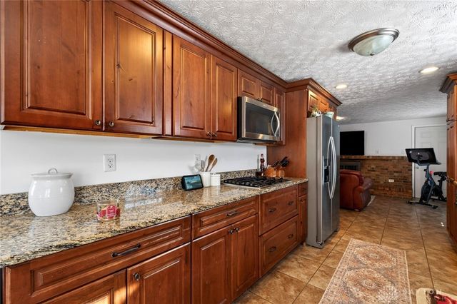 6324 Larcomb Drive, Dayton, OH 45424