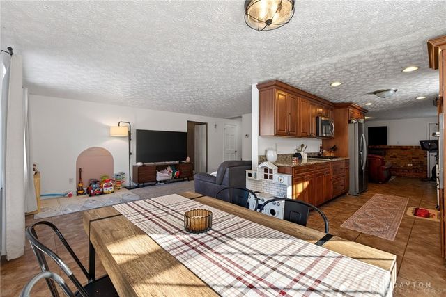 6324 Larcomb Drive, Dayton, OH 45424