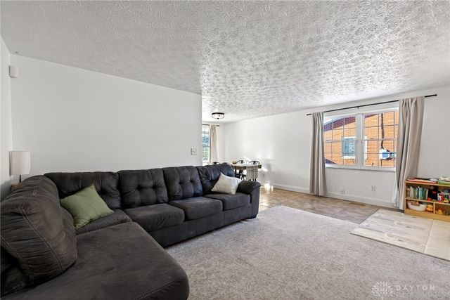 6324 Larcomb Drive, Dayton, OH 45424