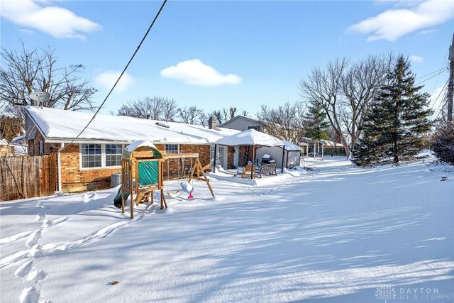 6324 Larcomb Drive, Dayton, OH 45424