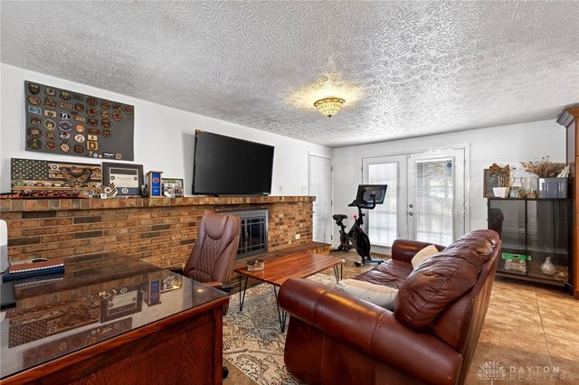 6324 Larcomb Drive, Dayton, OH 45424