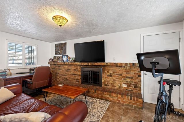 6324 Larcomb Drive, Dayton, OH 45424