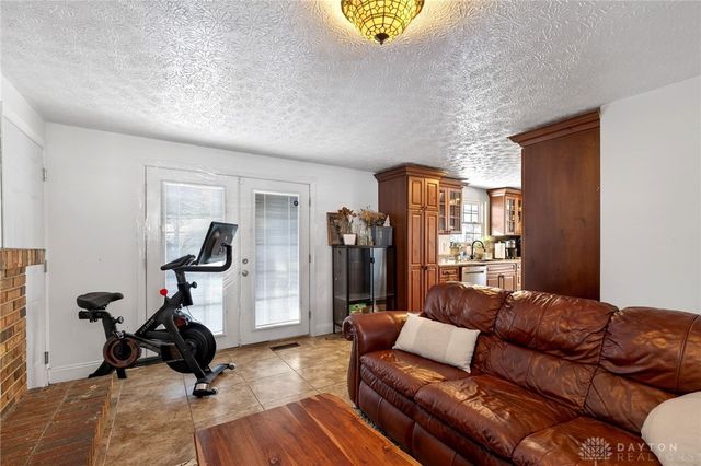 6324 Larcomb Drive, Dayton, OH 45424