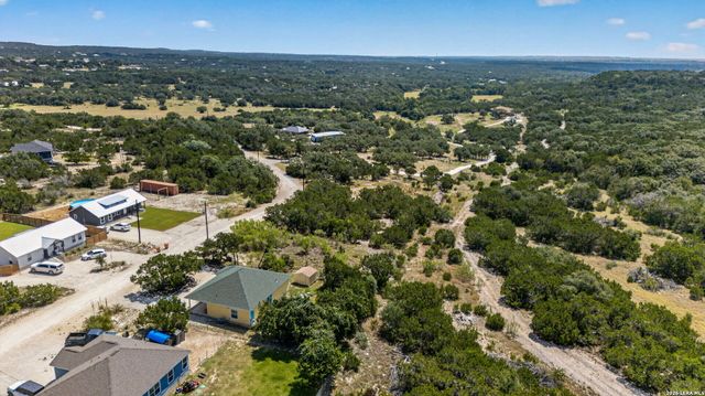 1156 SOUTHLINE DR, Spring Branch, TX 78070