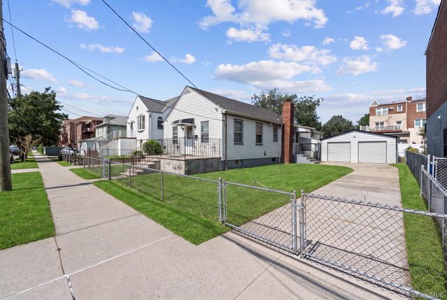 240 Buttrick Avenue, Bronx, NY 10465