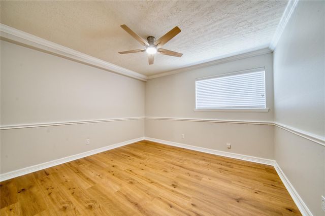 3224 Timmons Lane 157, Houston, TX 77027