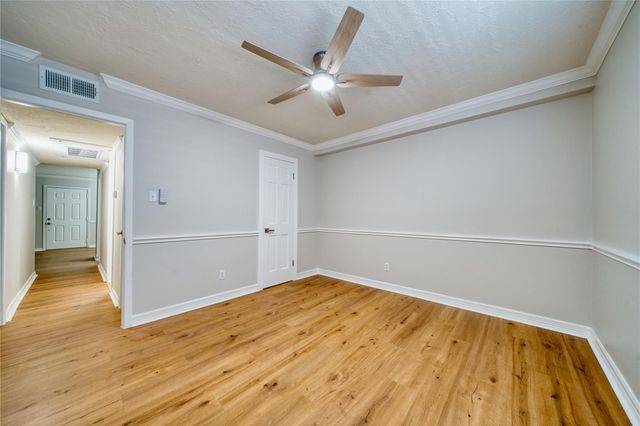 3224 Timmons Lane 157, Houston, TX 77027