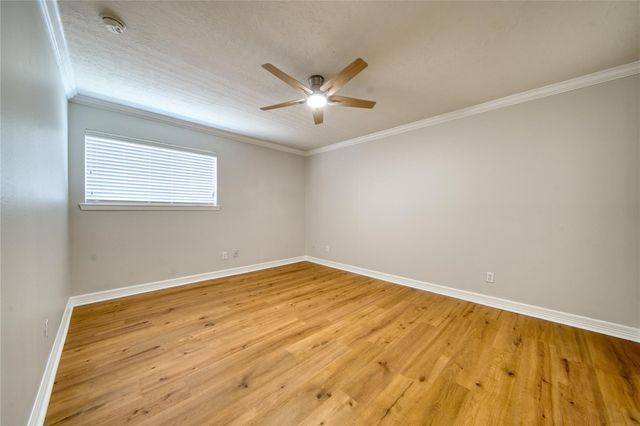 3224 Timmons Lane 157, Houston, TX 77027