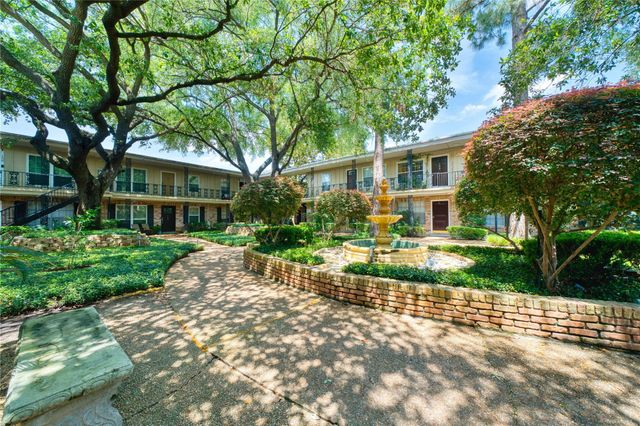 3224 Timmons Lane 157, Houston, TX 77027