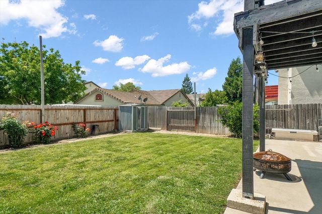 5210 Calvine Rd, Sacramento, CA 95823