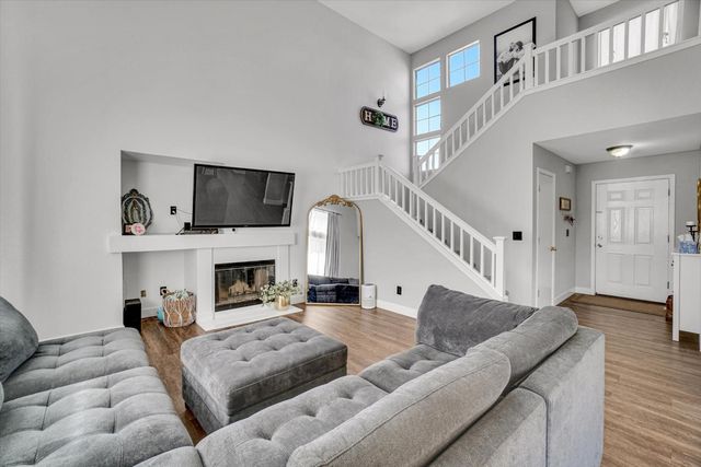 5210 Calvine Rd, Sacramento, CA 95823