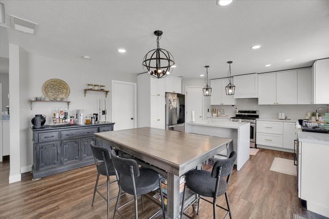 5210 Calvine Rd, Sacramento, CA 95823