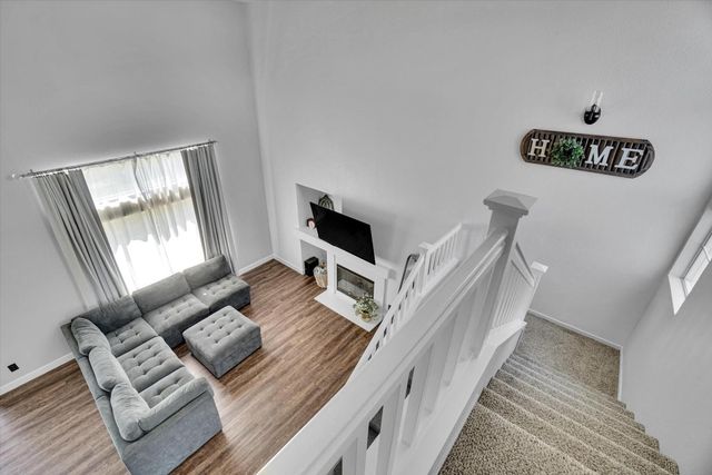 5210 Calvine Rd, Sacramento, CA 95823