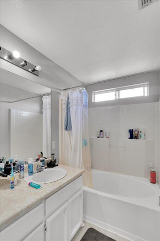 5210 Calvine Rd, Sacramento, CA 95823