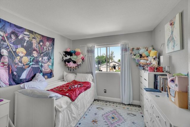 5210 Calvine Rd, Sacramento, CA 95823