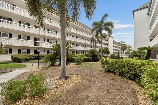 139 BLUFF VIEW DRIVE 110, Belleair Bluffs, FL 33770