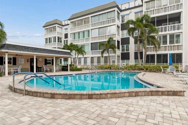 139 BLUFF VIEW DRIVE 110, Belleair Bluffs, FL 33770