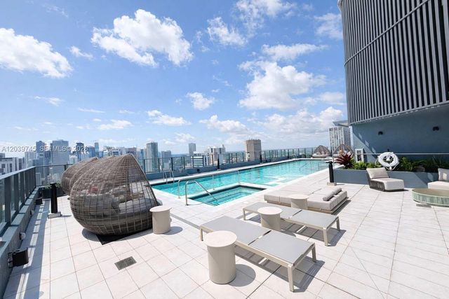 121 NE 5th St 3006, Miami, FL 33132