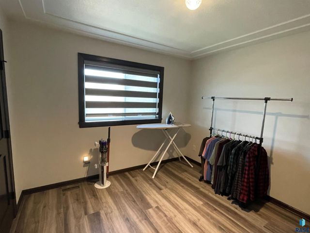 4013 Home Plate Ave, Sioux Falls, SD 57110