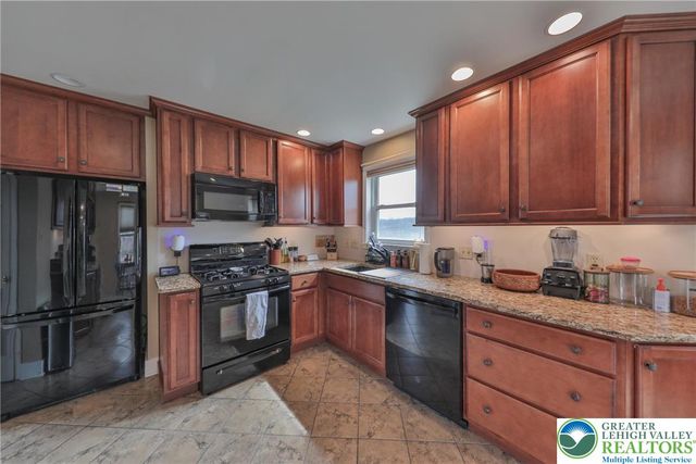 329 South 22nd Street, Allentown City, PA 18104