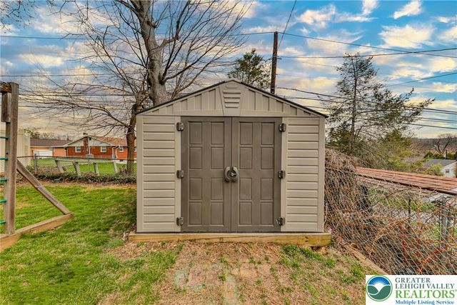 329 South 22nd Street, Allentown City, PA 18104