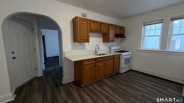 113 Spring Street 113, Bridgeport, CT 06608