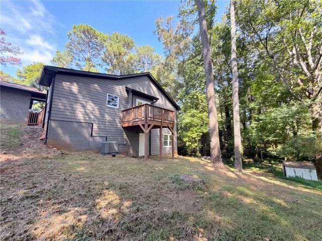 2674 Skylane Drive, Marietta, GA 30062
