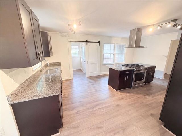 2674 Skylane Drive, Marietta, GA 30062