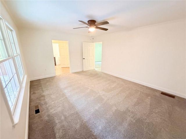 2674 Skylane Drive, Marietta, GA 30062