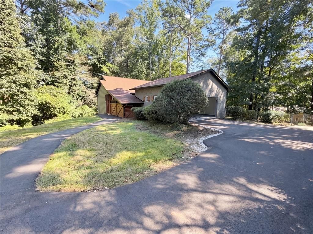 2674 Skylane Drive, Marietta, GA 30062