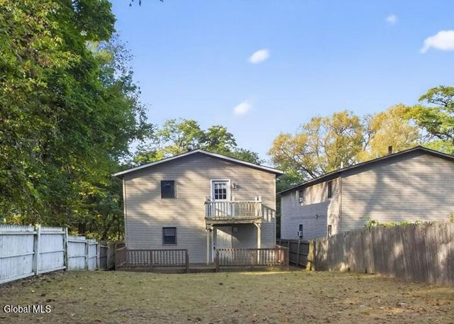 1087 Davis Terrace, Schenectady, NY 12303