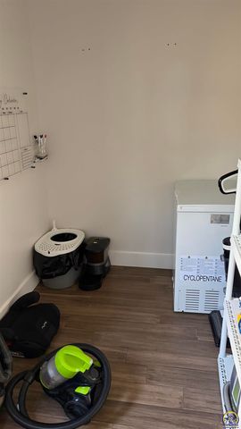 3502 SW Stonybrook DR, Topeka, KS 66614